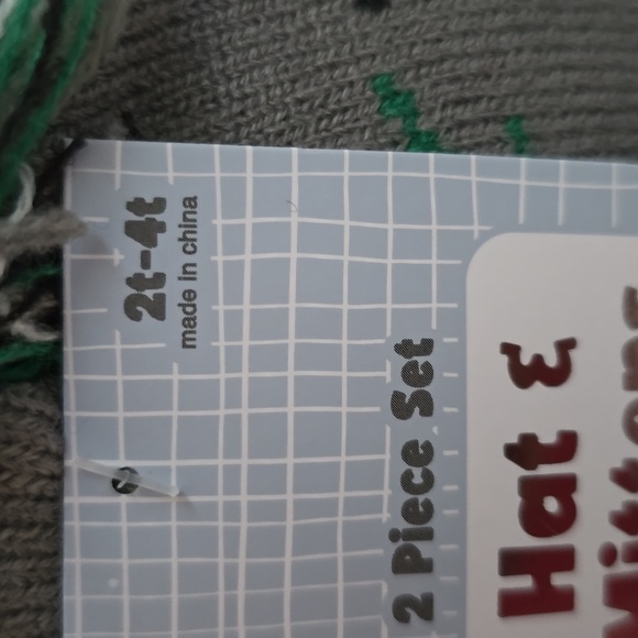 CAPELLI OF NEW YORK BRAND BOYS GRAY & BLACK DINOSAUR WINTER HAT & MITTENS 2T-4T - Picture 10 of 11